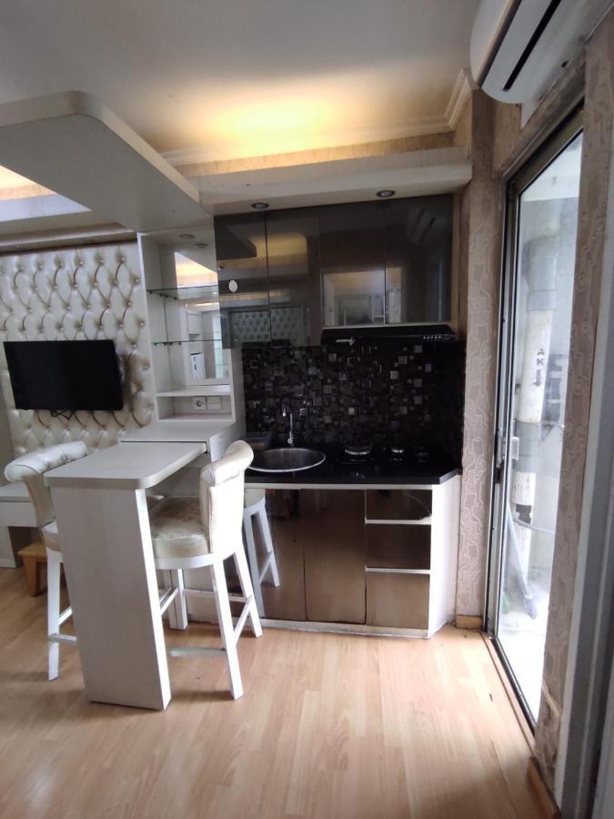 Apartemen Bassura City By Maezura Property Джакарта Экстерьер фото